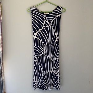 Vineyard vines dress